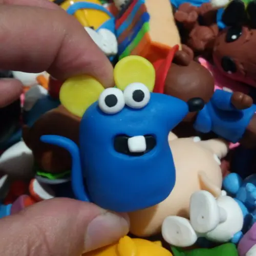 Ratinho (pequeno) de Biscuit