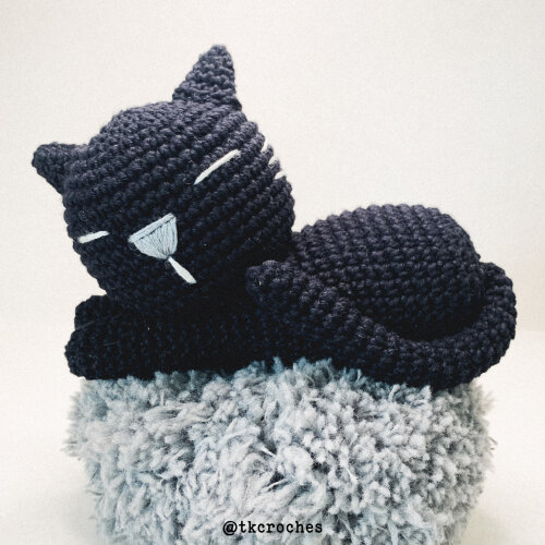 Gatinho Dorminhoco Amigurumi