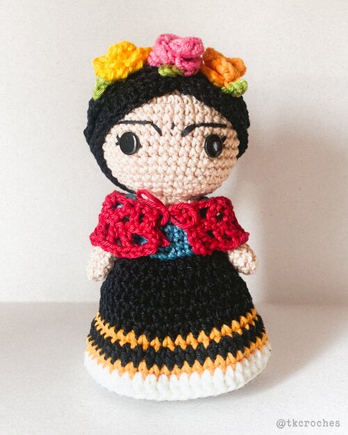 Frida Kahlo Amigurumi