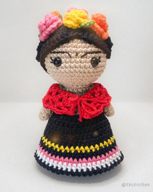 Frida Kahlo Amigurumi