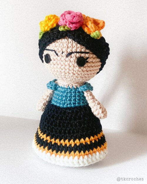 Frida Kahlo Amigurumi