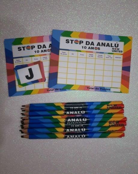 4 Stop E 2 Lápis Festa Do Pijama Now United