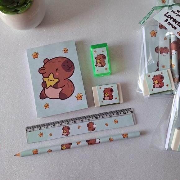 Bloquinho + Lápis + Régua + Borracha + Apontador Capivara