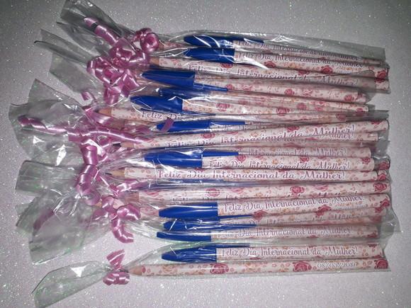 Caneta + Lápis Dia da Mulher