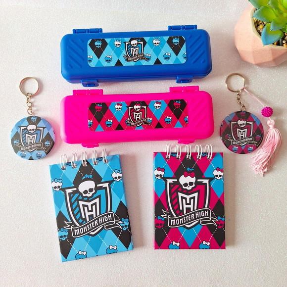 Kit 6 Itens Monster High-tech
