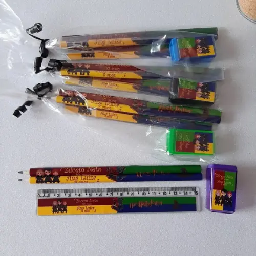 2 Lapis + Apontador + Régua Harry Potter