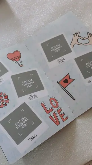 Álbum de Figurinhas Dia dos Namorados