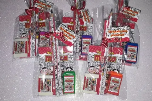 Bloquinho + Lápis + Régua + Borracha + Apontador