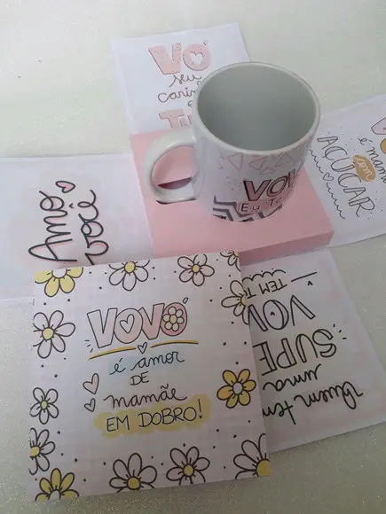 Caneca Dia dos Avós com Caixa Explosão