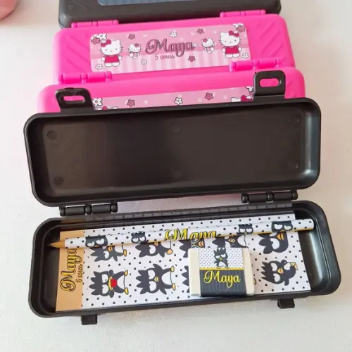 Estojo, Lapis, Borracha, Cartela de Adesivo Hello Kitty