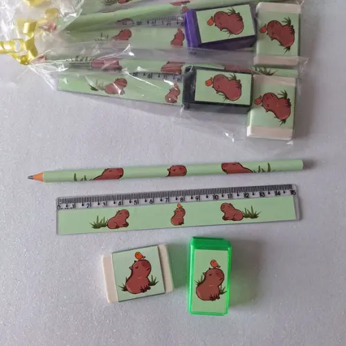 Lapis + Apontador + Borracha + Régua Capivara