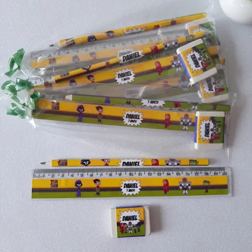 Lapis + Borracha + Régua Jovem Titã