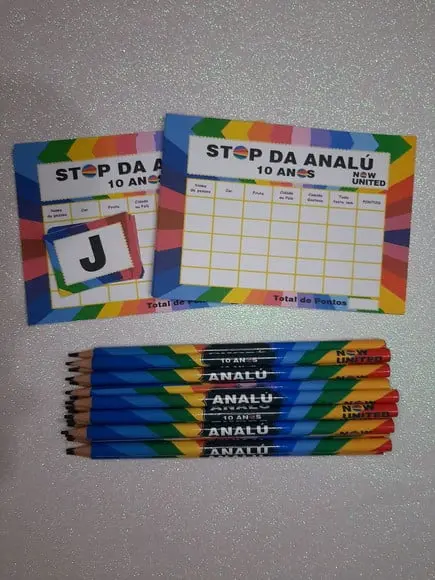 Stop E Lápis Festa Do Pijama Now United