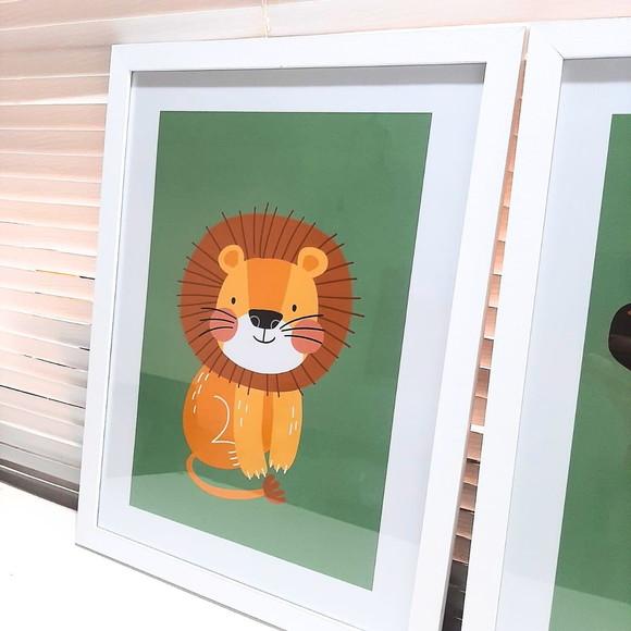 Kit Quadros Safari Verde Leão Zebra Girafa Moldura 33x43 cm
