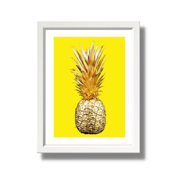 Quadro de Frutas Abacaxi Dourado Cozinha 33x43 c/ Vidro
