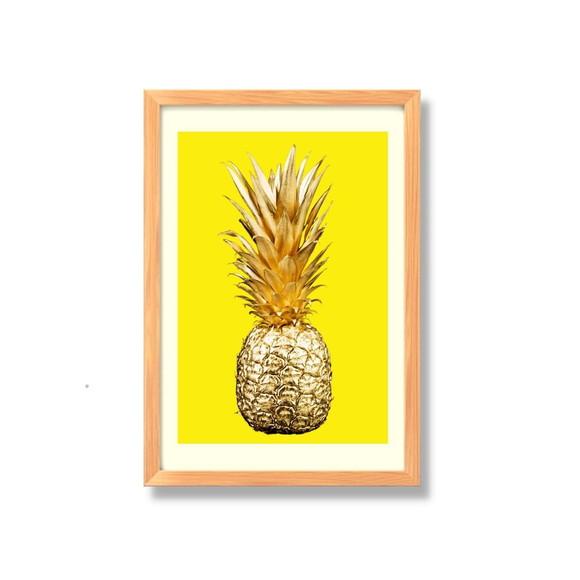 Quadro de Frutas Abacaxi Dourado Cozinha 33x43 c/ Vidro