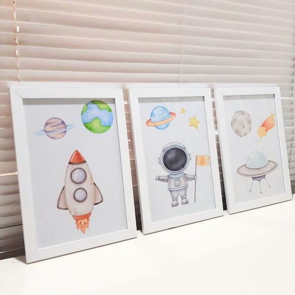 Quadro Decorativo Astronauta Quarto Infantil Menino 23x33cm