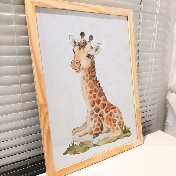 Quadro Decorativo Girafa Aquarela Peça Única Moldura 33x43cm