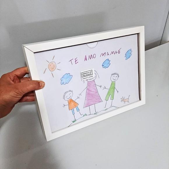 Quadro Porta Desenho Infantil A4 | Madeira Proteção Acrílica