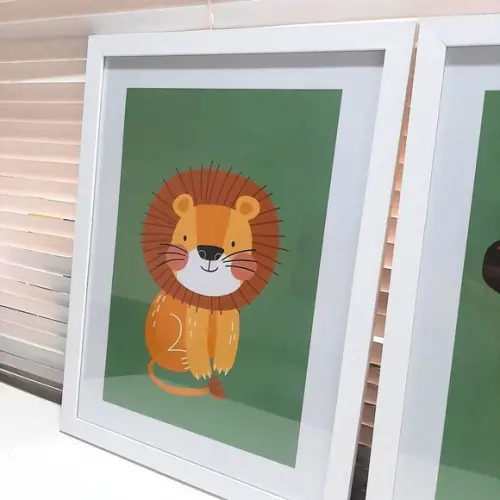 Kit Quadros Safari Verde Leão Zebra Girafa Moldura 33x43 cm