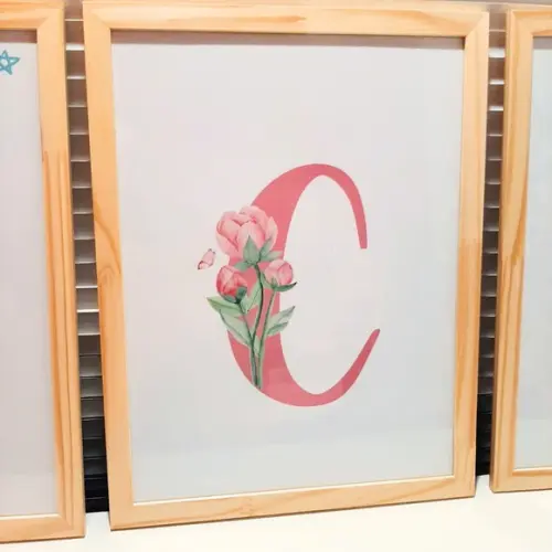 Quadro Decorativo Personalizado Menina Borboleta 33x43 cm