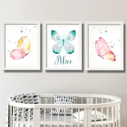 quadro infantil borboletas com nome com moldura/vidro 30x40