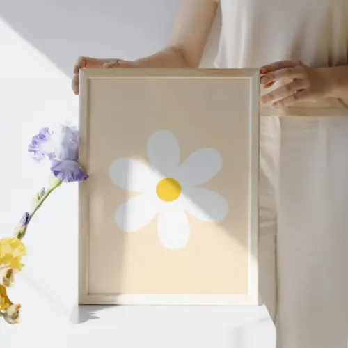Quadro Menina Borboleta Flores | Moldura Madeira e Vidro