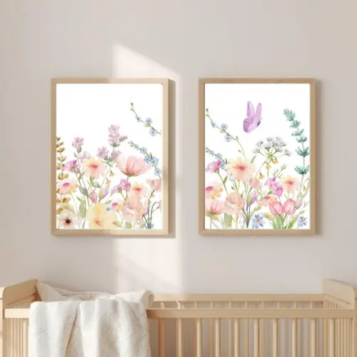 Quadro Menina Flores Quarto Infantil Decoração Bebê 33x43cm