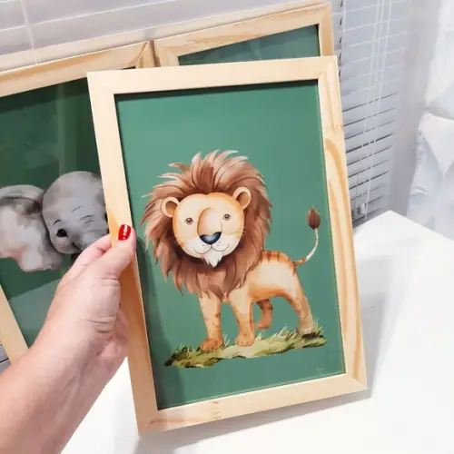 Quadro para Quarto de Criança Fundo Verde Safari 23x33 cm