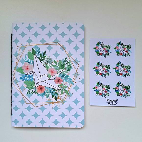 Caderno Tsuru Floral A5 + Adesivos