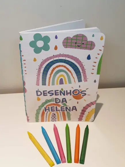 Caderno de Desenho Infantil Personalizado Arco-íris