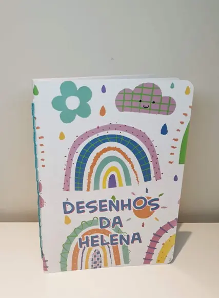 Caderno de Desenho Infantil Personalizado Arco-íris