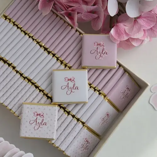 Lembrancinha Maternidade - Mini chocolates personalizados