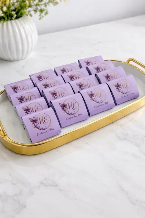Lembrancinha Maternidade - Mini chocolates personalizados
