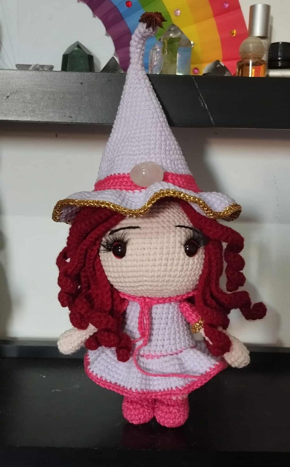 Bruxa Amigurumi Mística em Crochê Esoterismo Misticismo