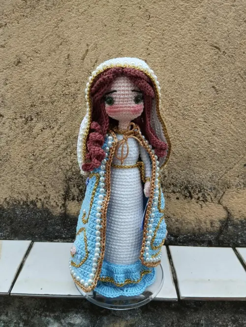Nossa Senhora das Graças Amigurumi Santinha de Crochê Artesanat