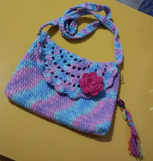 Bolsa de Crochê Ombro Modelo Carteiro Transversal