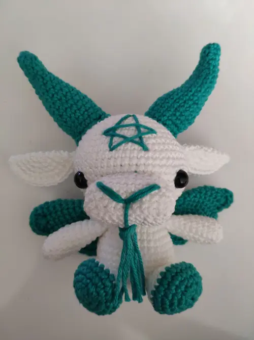 Baphomet Amigurumi Baphominho Crochê Artesanal Místico Esotéri