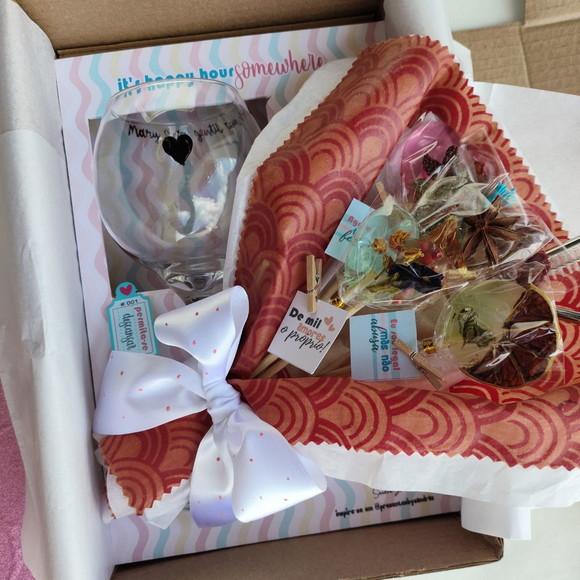 Você Merece Um Happy Hour - Presente Personalizado Amiga
