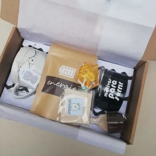 Presente Agradecimento Aniversário Branco - Kit Dose para o Cora