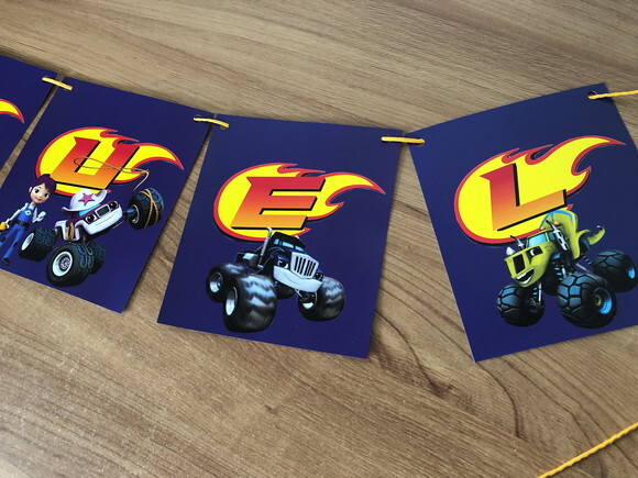Bandeirinha de Papel Blaze And The Monster Machines