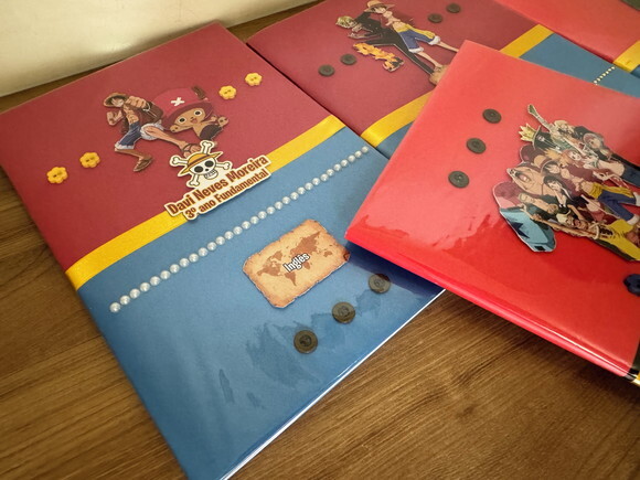 Caderno Alibombom One Piece (plastificado)