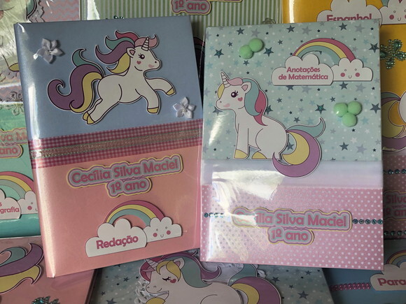 Caderno Brochura Unicórnio Luxo (plastificado)