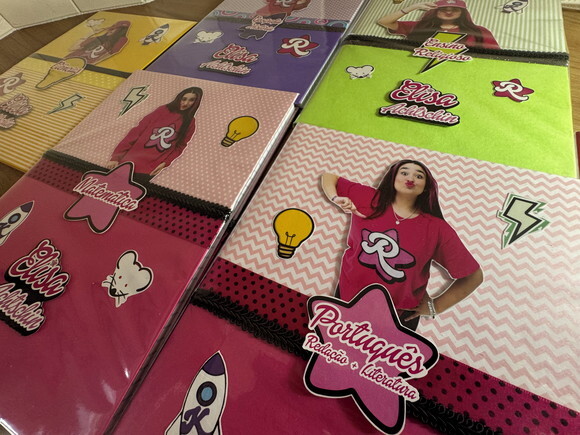 Caderno Brochurão Emilly Vick (plastificado)