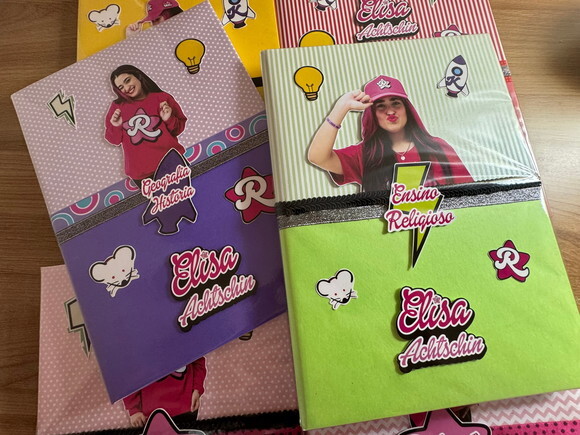 Caderno Brochurão Emilly Vick (plastificado)