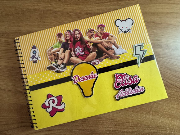 Caderno Desenho Emilly Vick (plastificado)