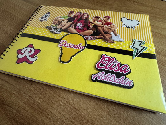 Caderno Desenho Emilly Vick (plastificado)