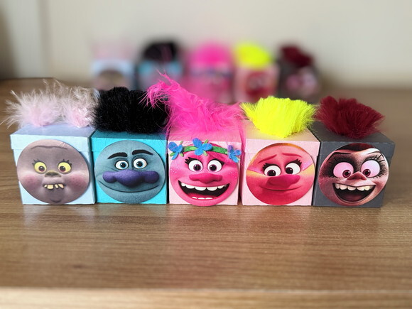 Caixinha Papel 5x5x5 Trolls