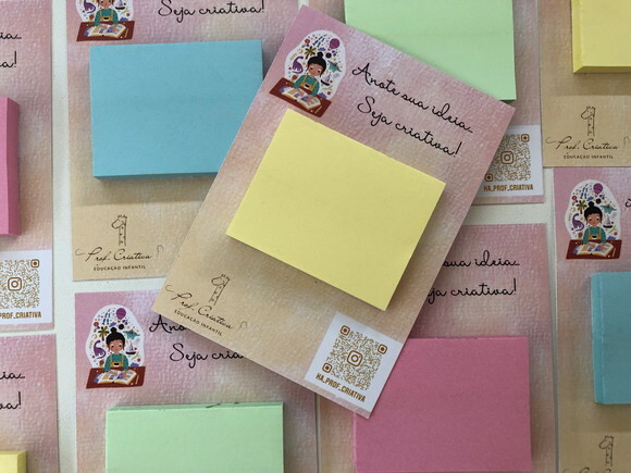 Cartão com Mini Post It