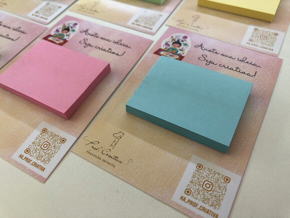 Cartão com Mini Post It
